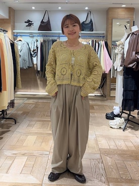 「LOWRYS FARM（ローリーズファーム）のイージーワイドカーブパンツ 327286（その他パンツ、ベージュ系）」を使った、nanamoueさん（レディース）の春コーディネート