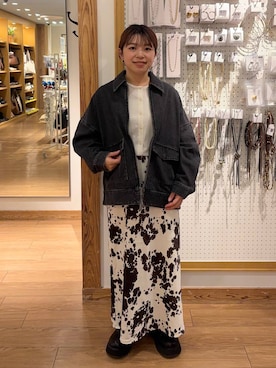 「LOWRYS FARM（ローリーズファーム）のアイテム（デニムジャケット）」を使った、nanamoueさん（レディース・154cm）の秋コーディネート