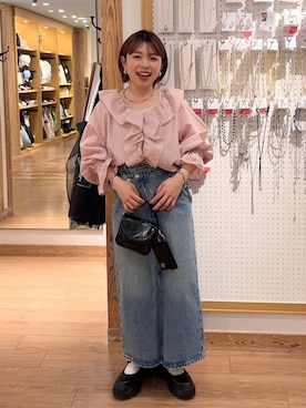 「LOWRYS FARM（ローリーズファーム）のＣＯＮＥ／アシメタイトスカート　252608（スカート）」を使った、nanamoueさん（レディース・154cm）の春コーディネート