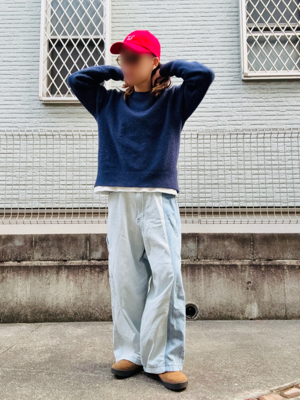 「in the grooveのアイテム（デニムパンツ、ブルー系）」を使った、Natsukiさん（骨格ナチュラル・レディース・156cm）の冬コーディネートの1枚目の写真