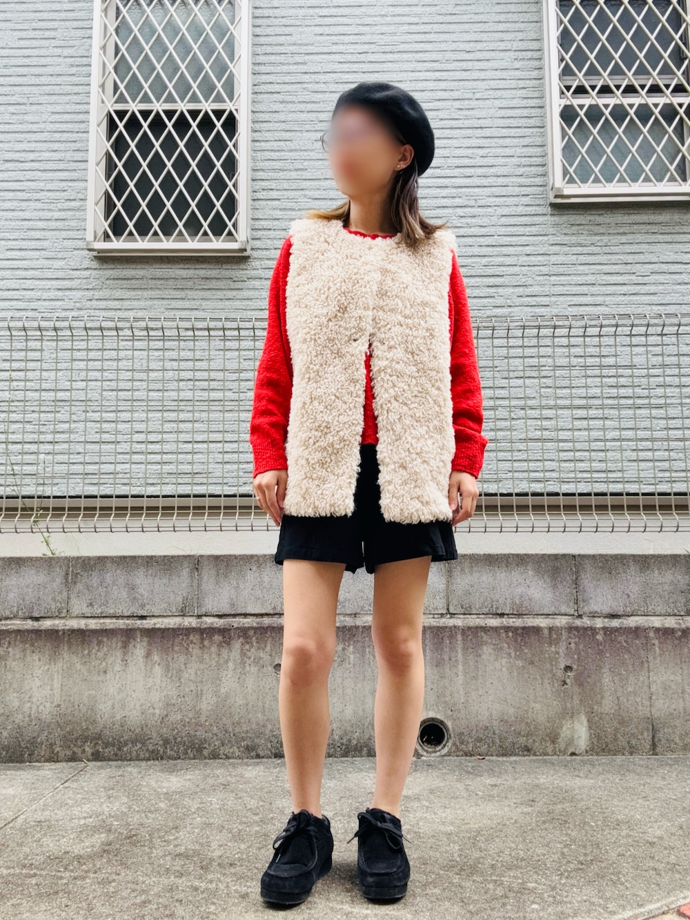 「Bleu Bleuetのアイテム（モカシン/デッキシューズ、ブラック系）」を使った、Natsukiさん（骨格ナチュラル・レディース・155cm）の秋コーディネートの1枚目の写真