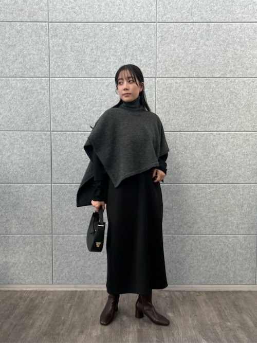 セール】アシンメトリーニットポンチョ（ニット/セーター）｜cloenc