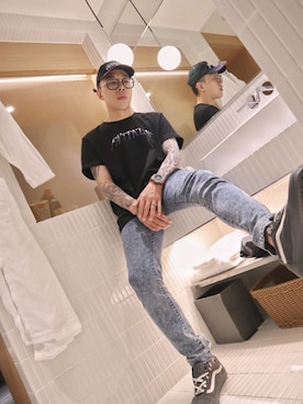 「Chrome Hearts」｜「アイテム（その他シューズ）」を使った、ZION P (MC耀宗）さん（メンズ・170cm）の夏コーディネート