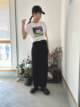 「アイテム（ローファー）」を使った、satokoさん（レディース・165cm）の秋コーディネート