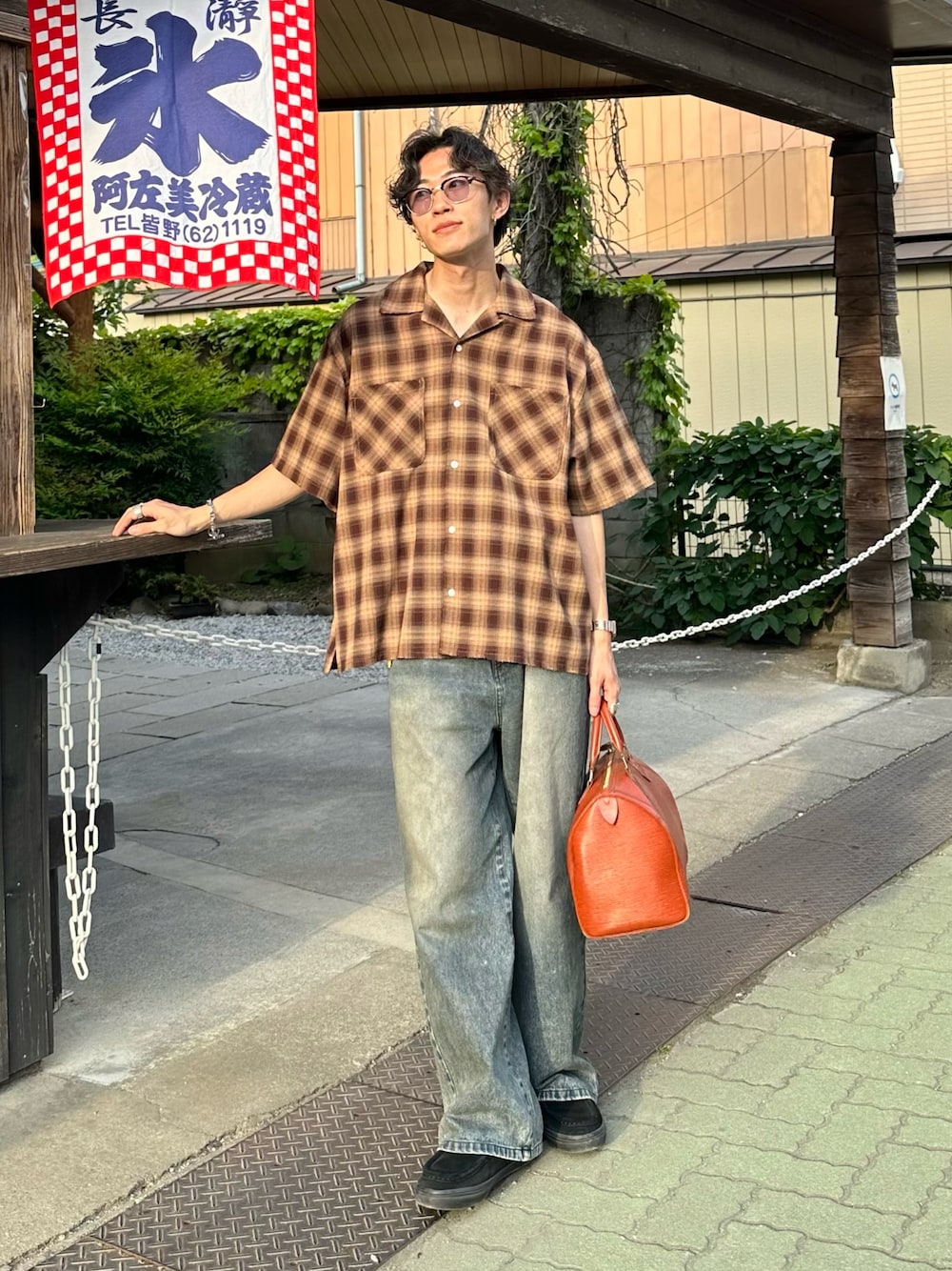 ヴィトンシャツジャケットパンツスニーカーに合うボストンバッグ ヴィトンシャツジャケットパンツスニーカーに合うボストンバッグ