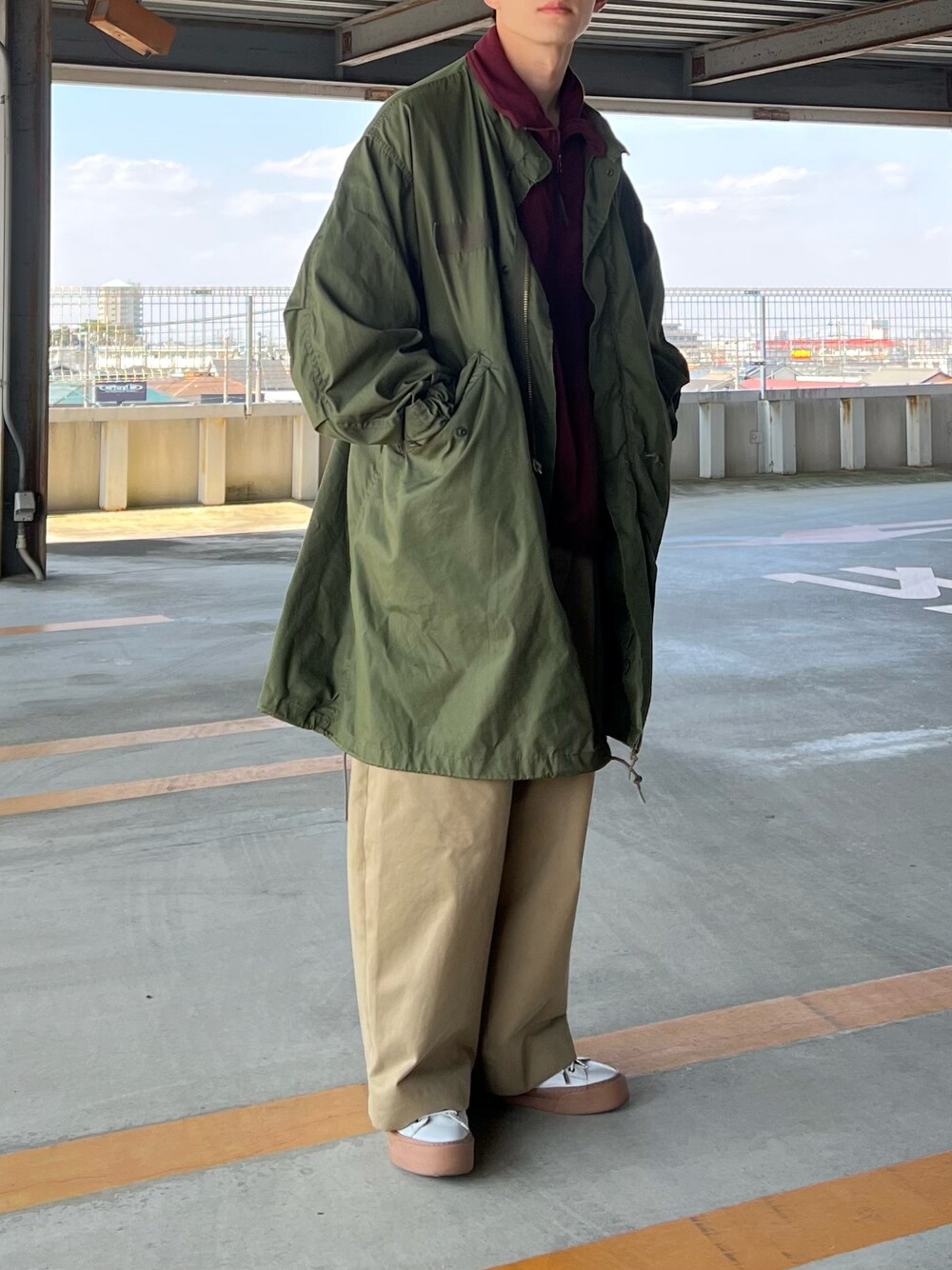 「シンプルスタイル、M65、STUDIONICHOLSON、yoke、slackfootwear、低身長コーデ、ミリタリー、バーガンディー」｜「VINTAGEのアイテム（ミリタリージャケット、グリーン系）」を使った、おさゆうさん（メンズ・168cm）の春コーディネートの1枚目の写真