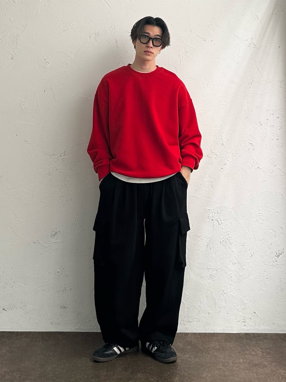 「メンズファッション、シティーボーイ、WETTEMPT、adidas originals、赤スウェット、スウェット」｜「WETTEMPTのHEAVY WEIGHT DRAW CORD SWEAT / ヘビーウェイトドローコードスウェット（スウェット、レッド系）」を使った、おさゆうさん（メンズ・168cm）の冬コーディネートの1枚目の写真