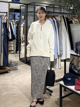 「A part by（アパートバイ）のプリーツイージータイトスカート2（スカート、ベージュ系）」を使った、hinakoさん（レディース・157cm）の春コーディネート