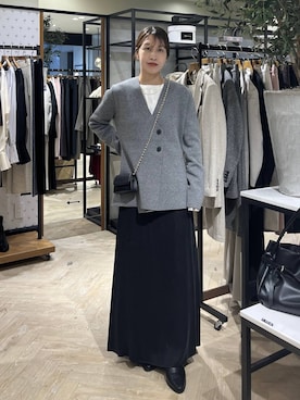 「アイテム（ノーカラージャケット）」を使った、hinakoさん（レディース・157cm・20代）の秋コーディネート