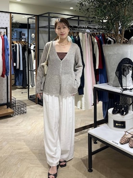 「A part by（アパートバイ）のストレッチサテンキャミ（キャミソール、ブラウン系）」を使った、hinakoさん（レディース・157cm）の春コーディネート