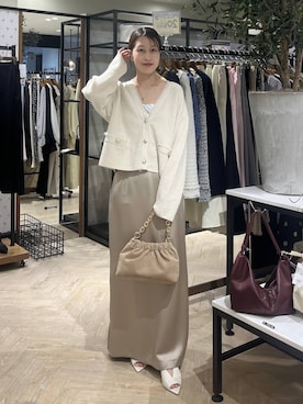 「A part by（アパートバイ）のツイードVカーディガン（カーディガン/ボレロ、ホワイト系）」を使った、hinakoさん（レディース・157cm）の春コーディネート