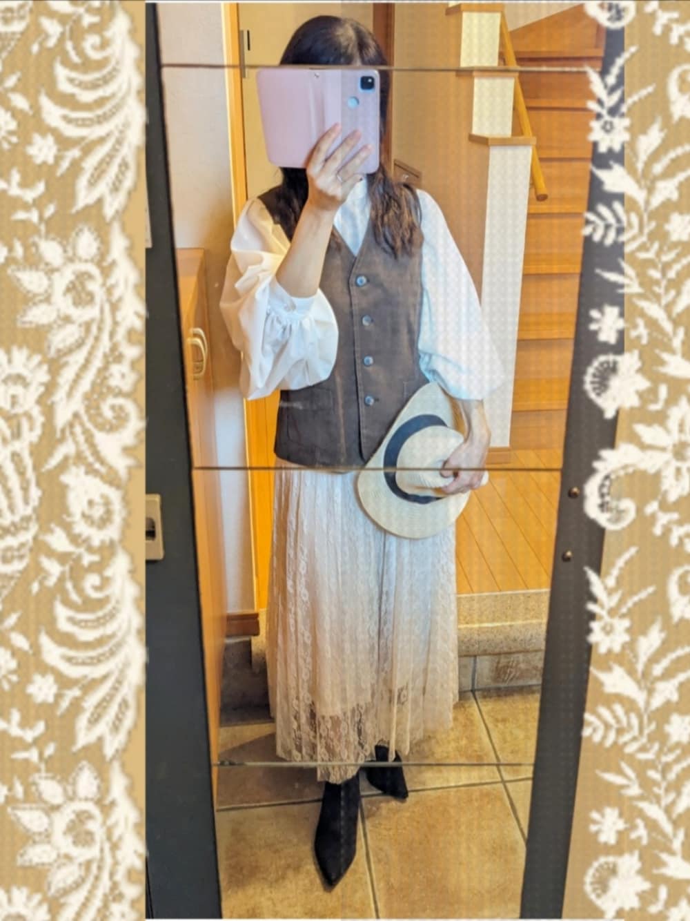 「秋コーデ、ベスト、ブーツ、赤毛のアン」｜「Chenierのアイテム（ベスト、ブラウン系）」を使った、彩さん（レディース・156cm）の秋コーディネートの1枚目の写真