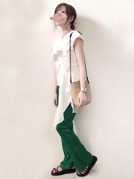 「petitcro（プティクロ）のpetitcro  ワイドバングル PCKB1901001（バングル/リストバンド）」を使った、みみみさん（レディース・163cm）の夏コーディネート