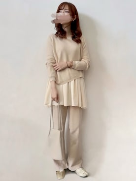 「アイテム（アナログ腕時計、ピンク系）」を使った、みみみさん（レディース・163cm）の秋コーディネート