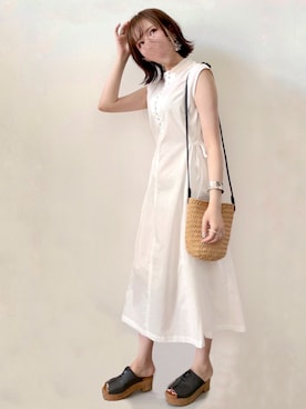 「petitcro（プティクロ）のpetitcro  ワイドバングル PCKB1901001（バングル/リストバンド）」を使った、みみみさん（レディース・163cm）の夏コーディネート