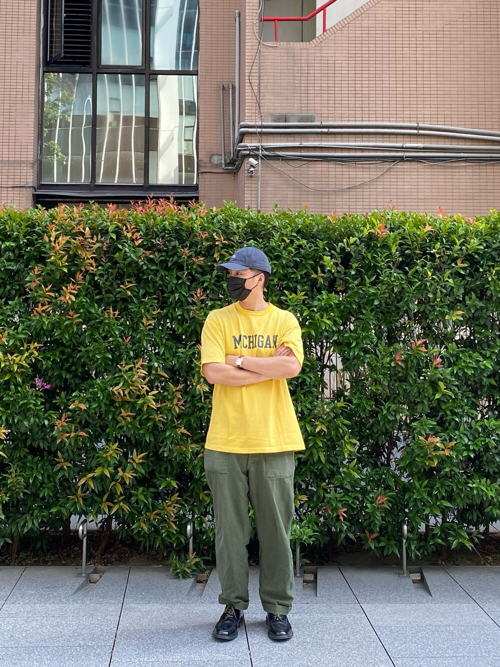 「阿美咔嘰」｜「THE NORTH FACEのアイテム（帽子、グレー系）」を使った、大庭葉藏さん（メンズ・178cm）の夏コーディネートの1枚目の写真