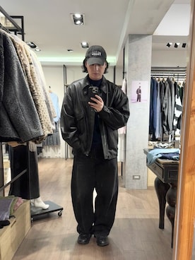 「YOKE（ヨーク）のアイテム」を使った、大庭葉藏さん（メンズ・178cm）の冬コーディネート