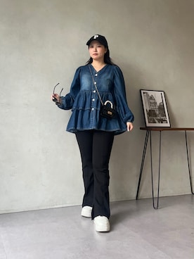 「prose verse（プロズヴェール）のパールハンドルエナメルキルティングミニショルダーバッグ（ショルダーバッグ、ブラック系）」を使った、みーやんさん（レディース・155cm）の夏コーディネート