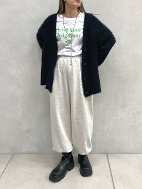 「モヘアカーディガン」｜「アイテム（スウェットパンツ）」を使った、みーやんさん（レディース・155cm）の秋コーディネート