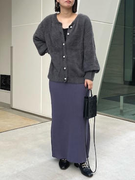 「prose verse（プロズヴェール）のパールボタン2WAYシャギーニットカーデ（カーディガン/ボレロ）」を使った、みーやんさん（レディース・155cm）の秋コーディネート