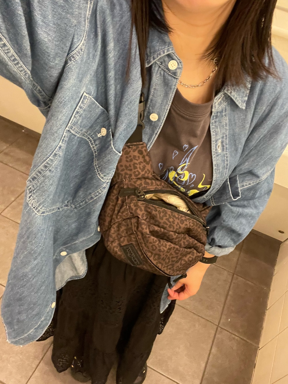 「HOKAのHOKA ONE ONE / ホカ オネオネ　HOPARA ホパラ サンダル  ユニセックス（サンダル、ブラック系）」を使った、___chairoさん（レディース・155cm）の春コーディネートの1枚目の写真