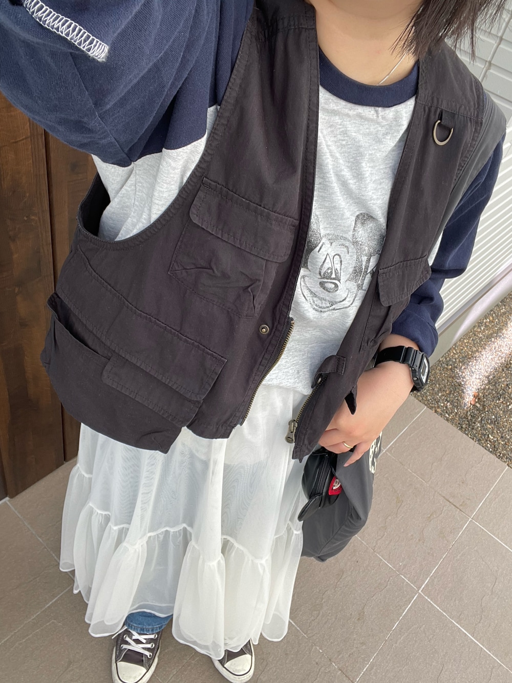 「niko and...の3WAYフィッシングベスト（ベスト、グレー系）」を使った、___chairoさん（レディース・155cm）の春コーディネートの1枚目の写真