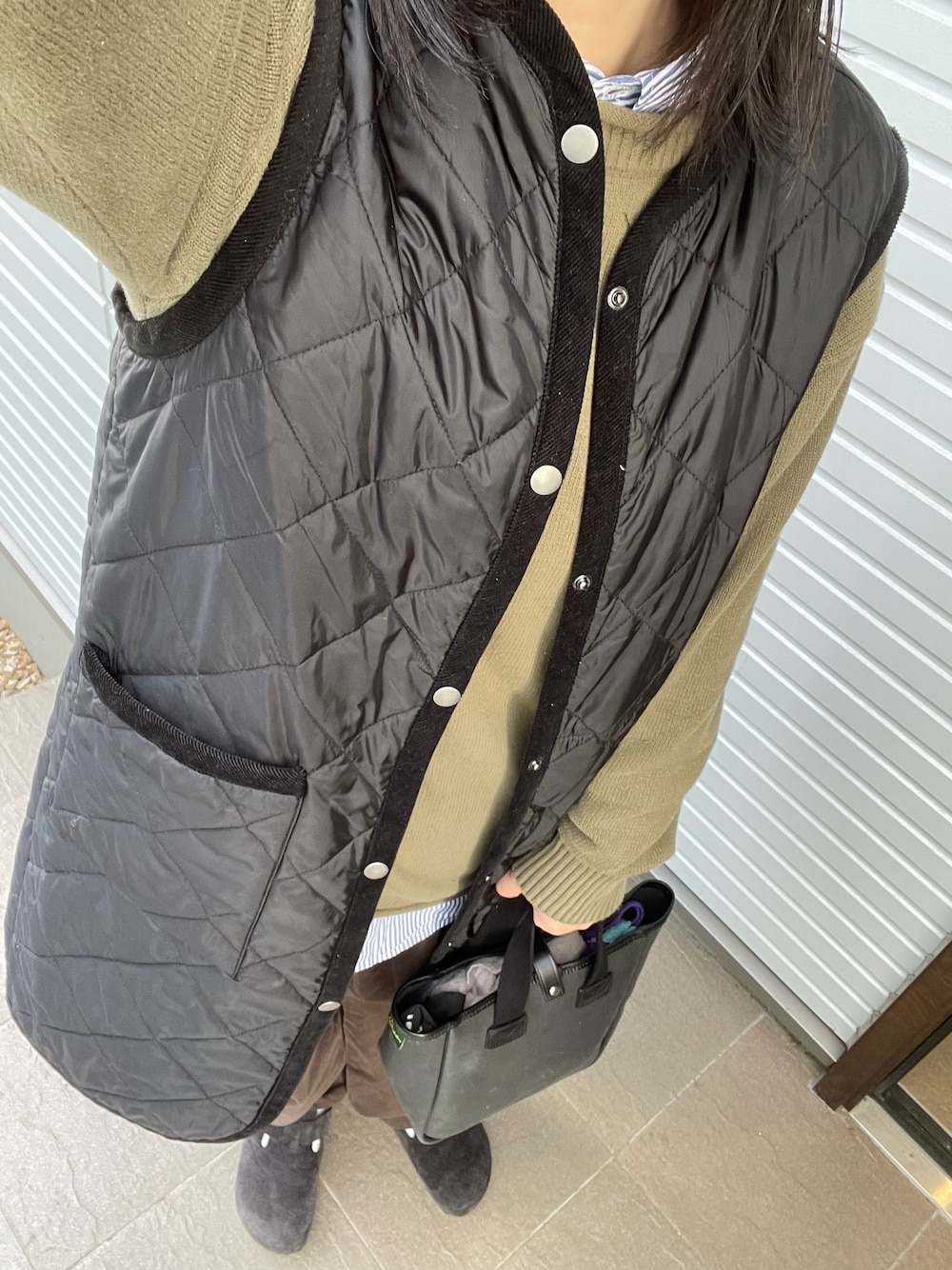 「MHL.のVINTAGE DRY COTTON（ニット/セーター、グリーン系）」を使った、___chairoさん（レディース・155cm）の冬コーディネートの1枚目の写真