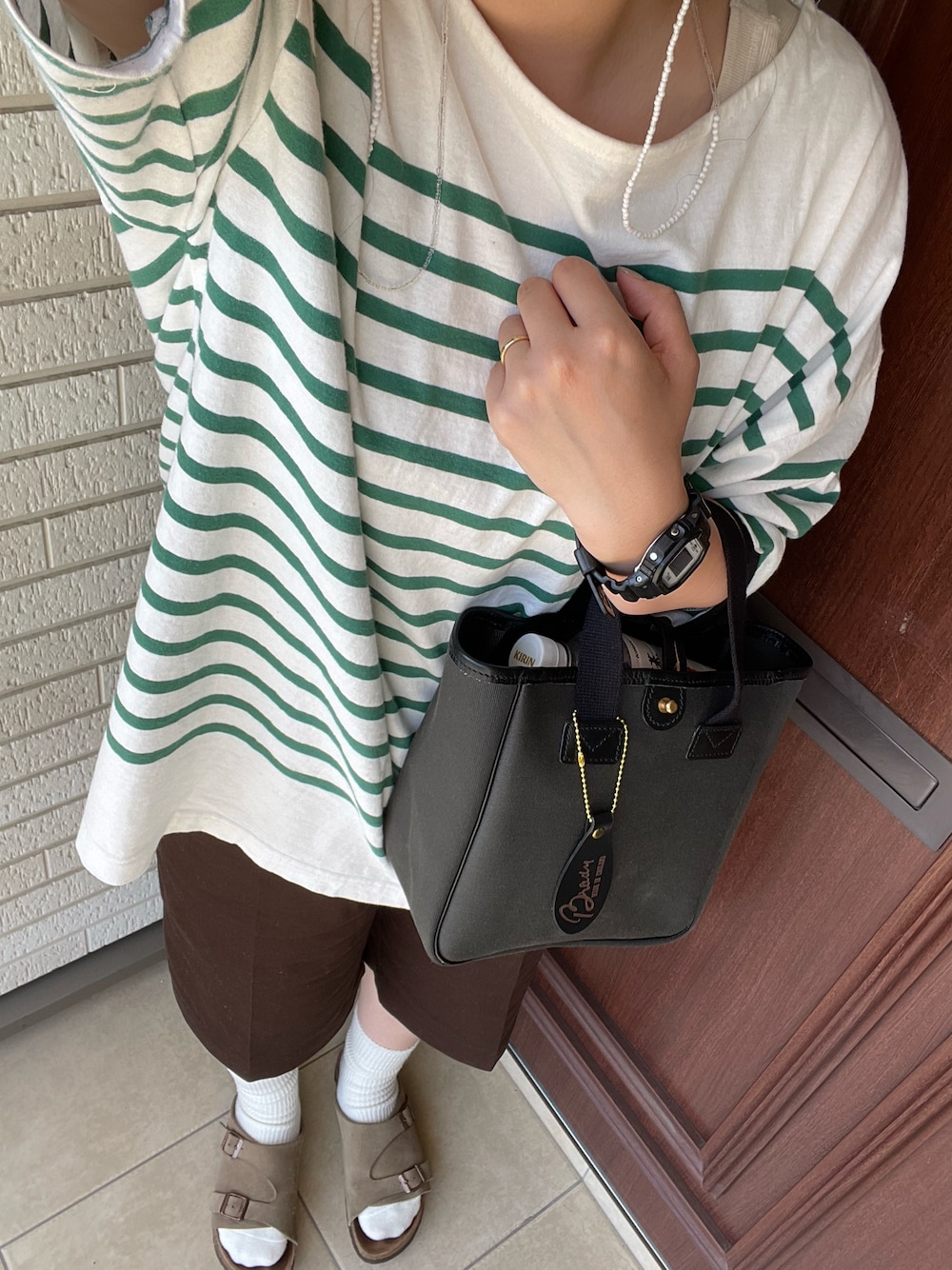 「BshopのTangent | ブリティッシュアーミー チノショーツ WOMEN（その他パンツ、ブラウン系）」を使った、___chairoさん（レディース・155cm）の夏コーディネートの1枚目の写真