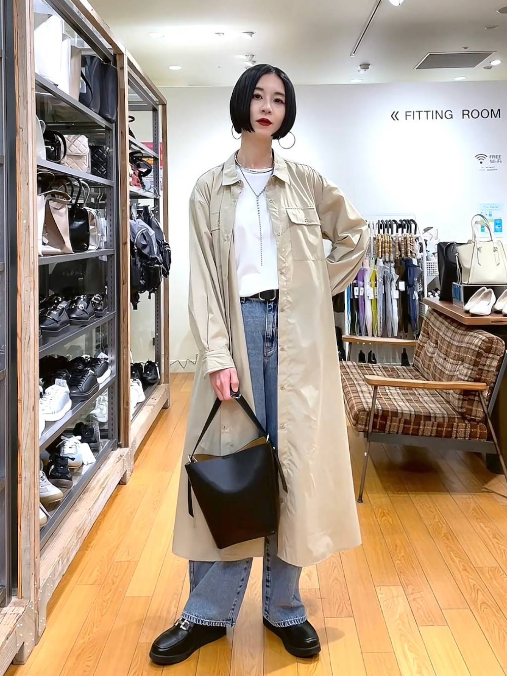 「GOOD DENIM_GLOBAL WORK、楽ちんコーデ、体型カバー、ベルト、ショルダーバッグ、春コーデ、高見え、若見え、着痩せ・細見え、ママコーデ、普通_GLOBAL WORK、高身長、GLOBAL WORK、シャツワンピース、ワンピース」｜「GLOBAL WORKのステンレスボールY字ネックレス/106439（ネックレス、シルバー系）」を使った、るんるんさん（レディース・168cm）の春コーディネートの1枚目の写真