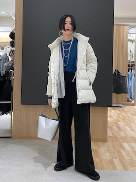 「アイテム（ダウンジャケット/コート、ベージュ系）」を使った、るんるんさん（レディース・168cm）の秋コーディネート