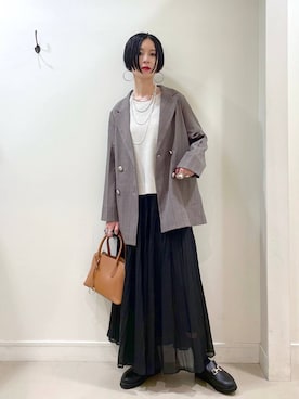 「アイテム（テーラードジャケット）」を使った、るんるんさん（レディース・168cm・30代）の秋コーディネート