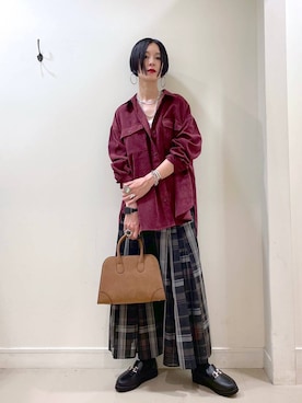 「アイテム（アクセサリー）」を使った、るんるんさん（レディース・168cm・30代）の秋コーディネート