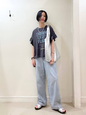 「GLOBAL WORK（グローバルワーク）のGOODデニムバギーパンツ/118365（デニムパンツ）」を使った、るんるんさん（レディース・168cm・30代）の夏コーディネート