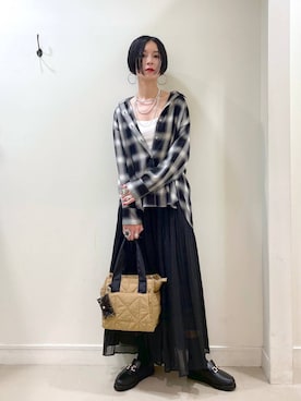 「アイテム（アクセサリー）」を使った、るんるんさん（レディース・168cm・30代）の秋コーディネート