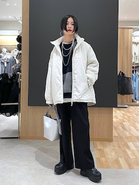 「シンプルコーデ」｜るんるんさん（レディース・168cm・30代）の冬コーディネート