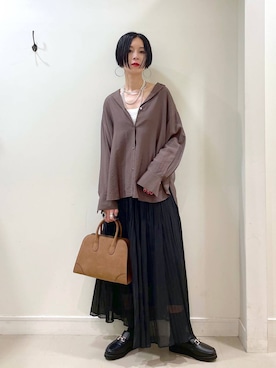 「アイテム（キャミソール）」を使った、るんるんさん（レディース・168cm）の秋コーディネート