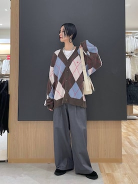 「アイテム（ローファー、その他）」を使った、るんるんさん（レディース・168cm）の秋コーディネート