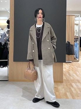 「アイテム（チェスターコート）」を使った、るんるんさん（レディース・168cm・30代）の秋コーディネート