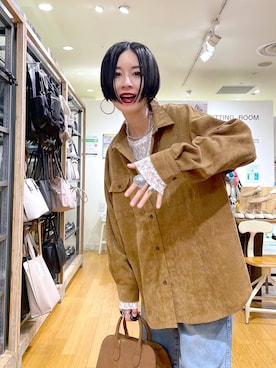 「アイテム（イエロー系）」を使った、るんるんさん（レディース・168cm・30代）の秋コーディネート