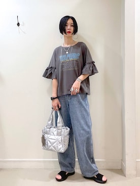 「アイテム（デジタル腕時計）」を使った、るんるんさん（レディース・168cm・30代）の夏コーディネート