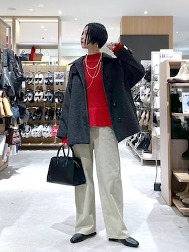 「アイテム（デニムパンツ、ベージュ系）」を使った、るんるんさん（レディース・168cm）の秋コーディネート