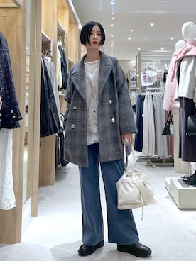 「アイテム（チェスターコート）」を使った、るんるんさん（レディース・168cm）の秋コーディネート