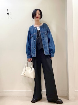 「アイテム（デニムジャケット）」を使った、るんるんさん（レディース・168cm・30代）の秋コーディネート