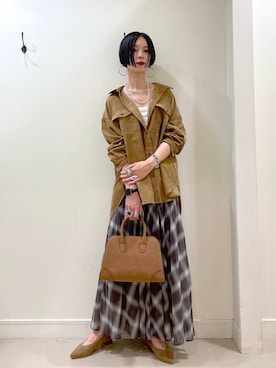 「アイテム（ブレスレット）」を使った、るんるんさん（レディース・168cm・30代）の秋コーディネート