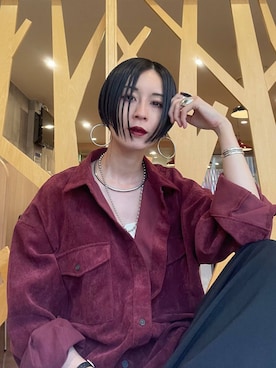 「アイテム（バンダナ/スカーフ）」を使った、るんるんさん（レディース・168cm）の秋コーディネート