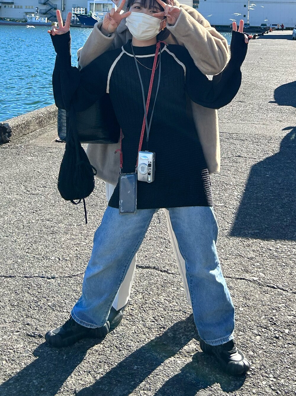 「JEANASISの12GMIXカラーミニワンピース/272889（ワンピース、ブラック系）」を使った、osaさん（レディース・155cm）の冬コーディネートの1枚目の写真