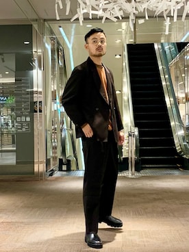 「チェルシーブーツ」｜「アイテム（スラックス）」を使った、Hiro Kumazawaさん（メンズ・178cm）の秋コーディネート
