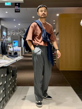 「アイテム（スラックス）」を使った、Hiro Kumazawaさん（メンズ・178cm）の夏コーディネート