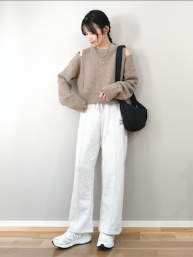 「AS KNOW AS plus（アズノゥアズプラス）のアイテム（スウェットパンツ）」を使った、ｐａｎａさん（レディース・162cm）の冬コーディネート