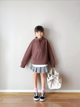 「ikka（イッカ）のダンボールレイヤースピンドルプルオーバー（120~160cm）（スウェット、ブラウン系）」を使った、ｐａｎａさん（レディース・162cm）の秋コーディネート
